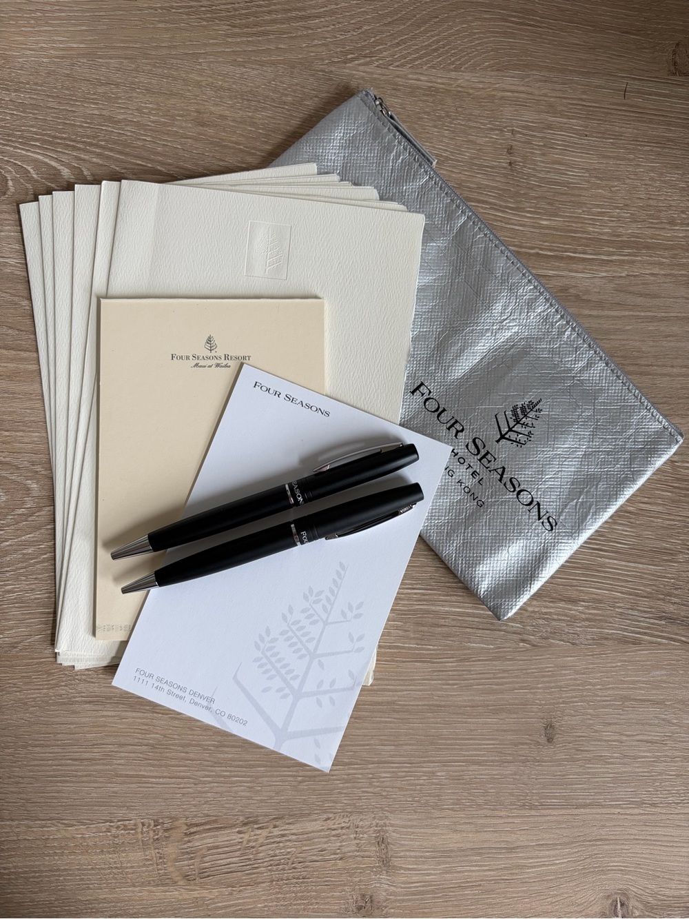 Four Seasons Note Pads Maui At Wailea Denver CO Stationary & 2 Pens Luxury
